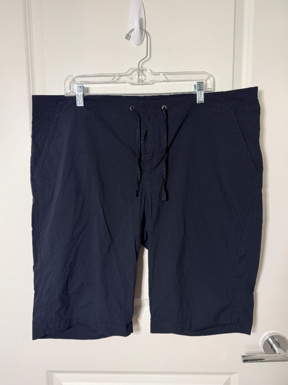 Columbia Shorts, Plus Size, Black, Size 20W